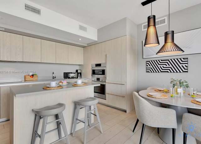 Property at 4010 S Ocean Dr Unit R1804, Hollywood, FL 33019, 3 beds, 2 baths