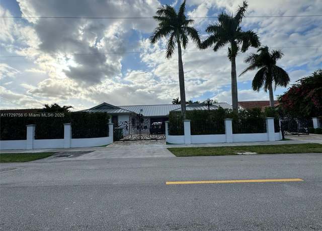 Property at 3690 SW 139th Ave, Miami, FL 33175, 4 beds, 4 baths