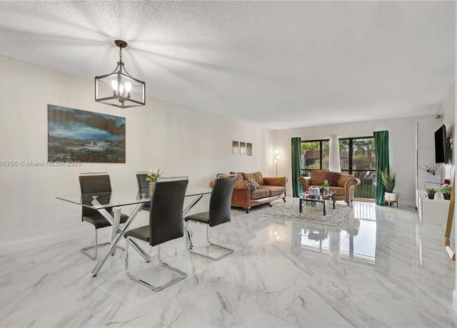 Property at 398 Lakeview Dr #203, Weston, FL 33326, 2 beds, 2 baths