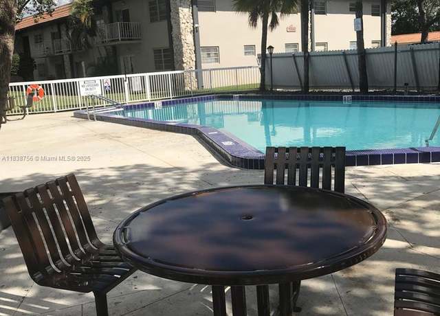 Property at 13920 Lake Placid Ct Unit B15, Miami Lakes, FL 33014, 1 bed, 1 bath