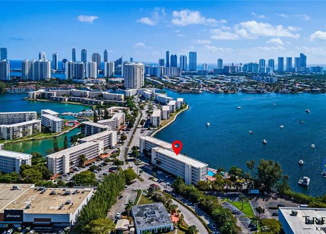 Property at 2910 Point East Dr Unit M511, Aventura, FL 33160, 1 bed, 1 bath