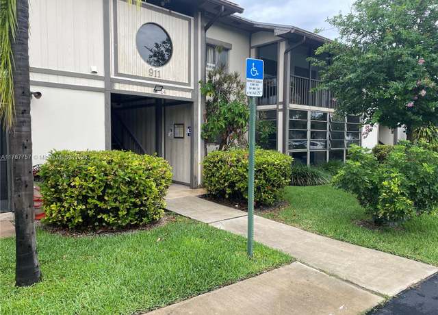 Property at 911 NE 199th St Unit 206-14, Miami, FL 33179, 3 beds, 2 baths