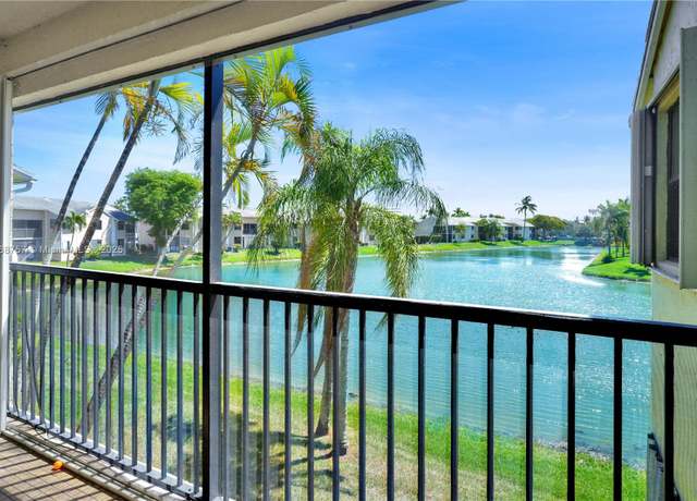 Property at 980 Constitution Dr Unit 980D, Homestead, FL 33034, 2 beds, 1.5 baths