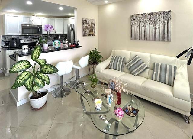 Property at 3200 NE 7th Ct Unit 306C, Pompano Beach, FL 33062, 1 bed, 1 bath