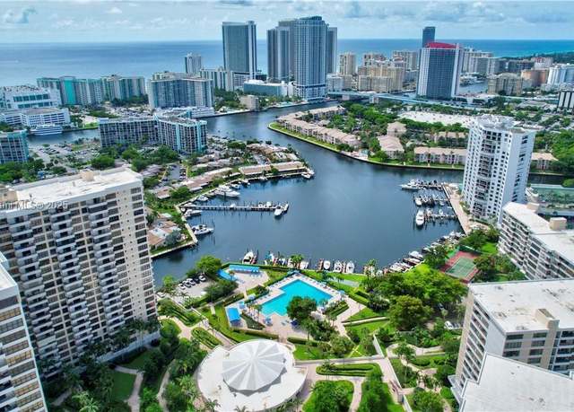 Property at 2500 Parkview Dr #405, Hallandale Beach, FL 33009, 2 beds, 2 baths