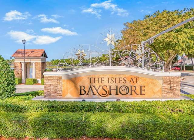 Property at 9121 SW 227th Ln, Cutler Bay, FL 33190, 5 beds, 3 baths