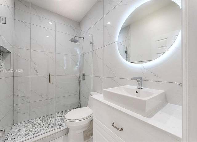 Property at 9231 W 32nd Ln, Hialeah, FL 33018, 3 beds, 2.5 baths