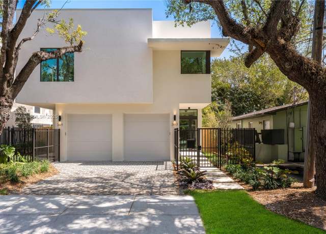 Property at 3073 Hibiscus St #1, Miami, FL 33133, 3 beds, 3.5 baths