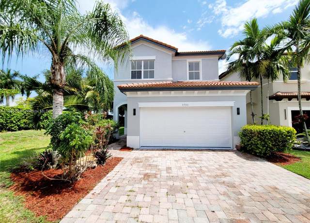 Property at 3790 NE 9th Ct, Homestead, FL 33033, 4 beds, 2.5 baths