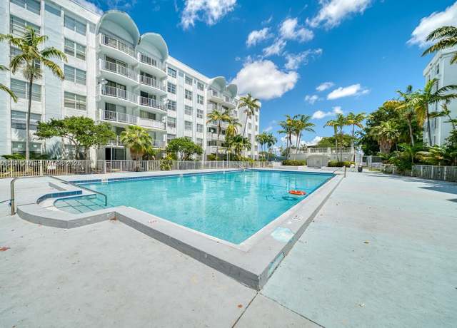 Property at 494 NW 165th St Rd Unit C-205, Miami, FL 33169, 2 beds, 2 baths