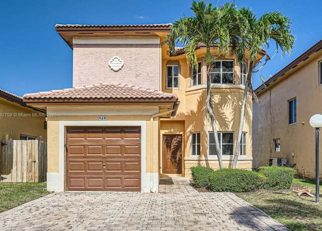 Property at 949 NE 41st Ave, Homestead, FL 33033, 3 beds, 2.5 baths