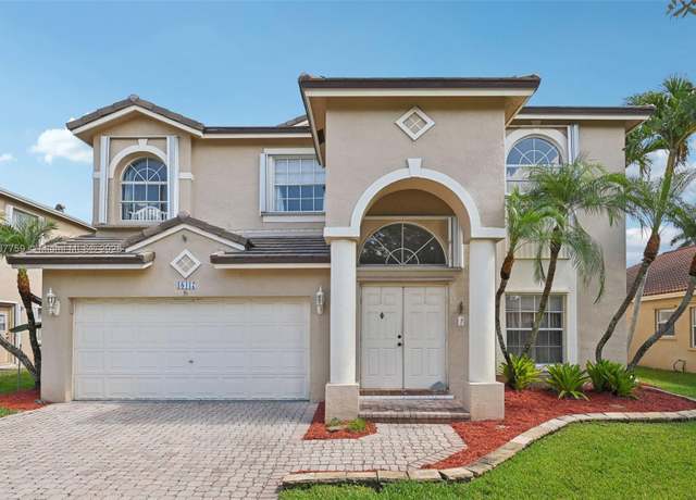Property at 18417 NW 9th Ct, Pembroke Pines, FL 33029, 5 beds, 3 baths