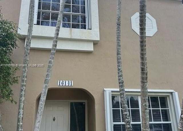Property at 16141 Emerald Cove Rd, Weston, FL 33331, 2 beds, 2.5 baths