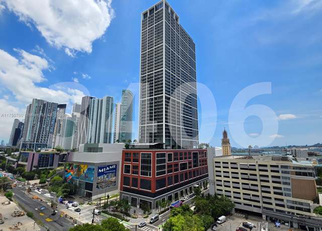 Property at 601 NE 1 Ave #3406, Miami, FL 33132, 1 bath