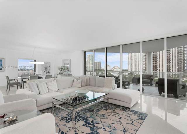 Property at 19500 Turnberry Way Unit 7A, Aventura, FL 33180, 2 beds, 2.5 baths