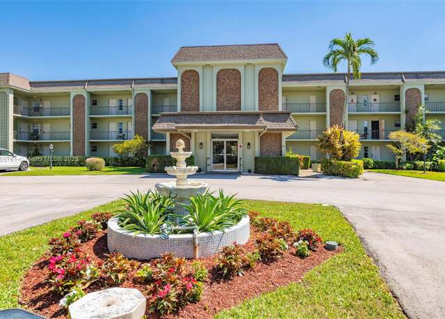 Property at 4500 Gefion Ct #104, Lake Worth, FL 33467, 1 bed, 1.5 baths