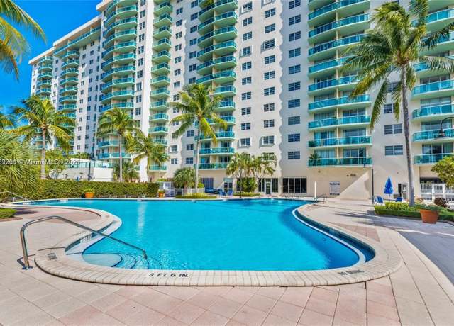 Property at 19390 Collins Ave #804, Sunny Isles Beach, FL 33160, 1 bed, 1.5 baths