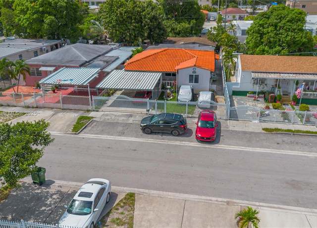 Property at 359 E 19th St, Hialeah, FL 33010, 5 beds, 4.5 baths