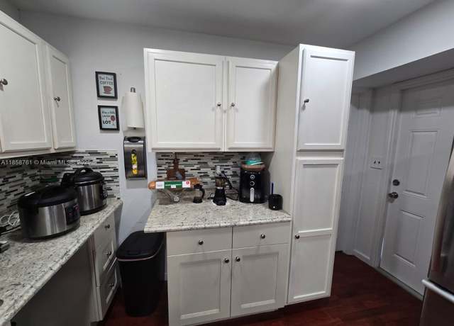 Property at 11201 SW 55th St #j5, Miramar, FL 33025, 3 beds, 2 baths