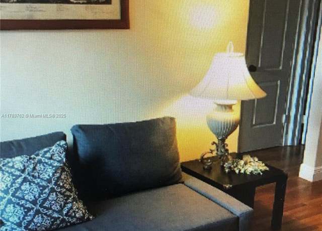 Property at 30 Almeria Ave #6, Coral Gables, FL 33134, 1 bed, 1 bath
