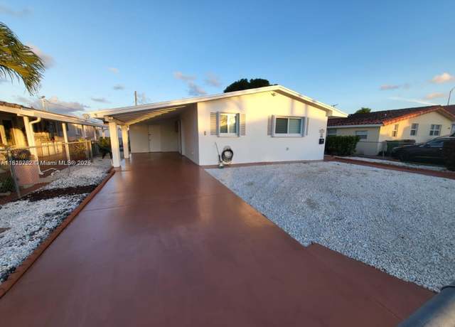 Property at 6275 Palm Ave, Hialeah, FL 33012, 3 beds, 1 bath