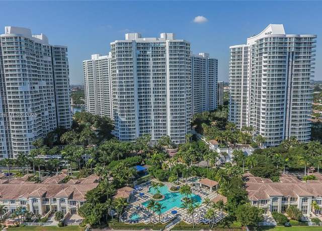 Property at 21150 Point Pl #406, Aventura, FL 33180, 3 beds, 3 baths