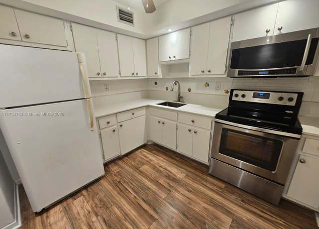 Property at 1470 NE 125th Ter #209, North Miami, FL 33161, 1 bed, 1.5 baths