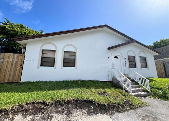 Property at 13562 SW 286th Ter, Homestead, FL 33033, 4 beds, 3 baths