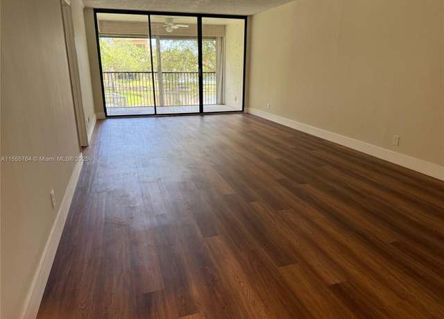 Property at 8592 W Sunrise Blvd #214, Plantation, FL 33322, 2 beds, 2 baths