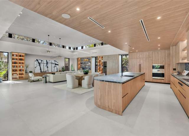 Property at 740 NE 120th St, Biscayne Park, FL 33161, 6 beds, 7.5 baths