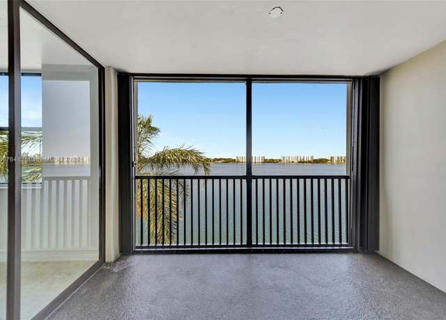 Property at 117 Lake Emerald Dr #408, Oakland Park, FL 33309, 2 beds, 2 baths