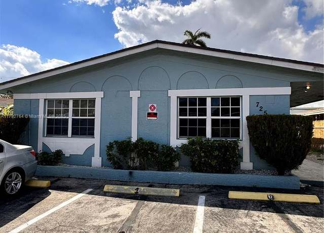Property at 725 NW 4th Ave, Fort Lauderdale, FL 33311, 5 beds, 5 baths