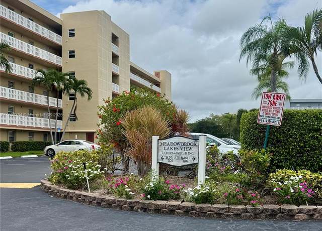 Property at 401 SE 3rd St #405, Dania Beach, FL 33004, 2 beds, 2 baths