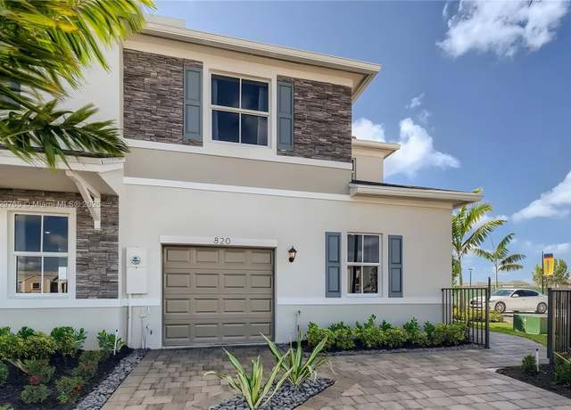 Property at 763 SE 17th St #763, Homestead, FL 33034, 4 beds, 3 baths