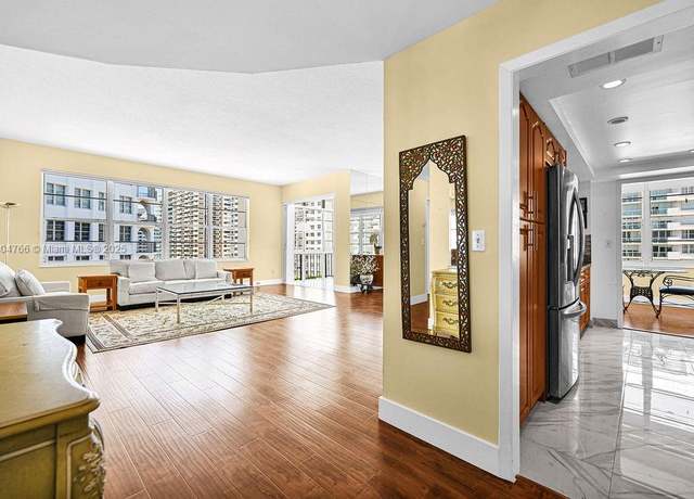 Property at 5640 Collins Ave Unit 8B, Miami Beach, FL 33140, 2 beds, 2 baths