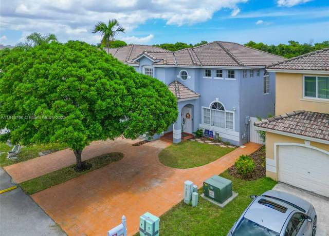 Property at 14011 SW 151st Ave, Miami, FL 33196, 3 beds, 2.5 baths