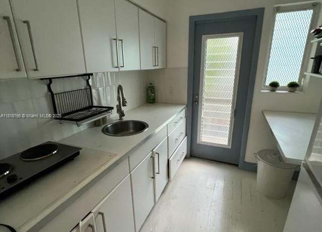 Property at 761 Euclid Ave Unit 12B, Miami Beach, FL 33139, 1 bed, 1 bath