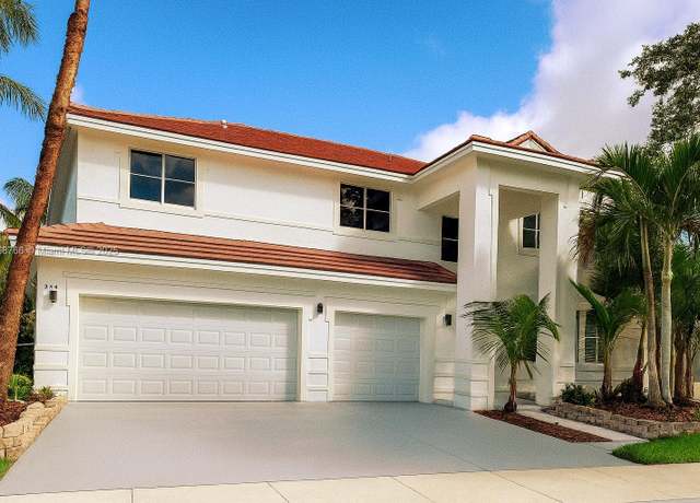 Property at 804 Crestview Cir, Weston, FL 33327, 5 beds, 3 baths