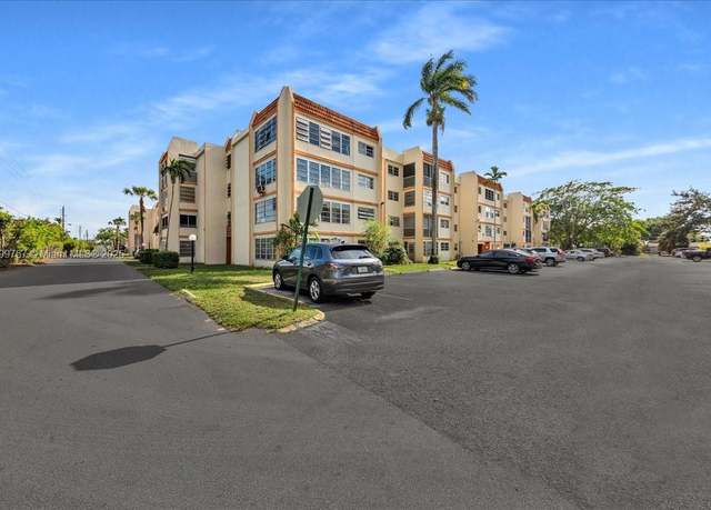 Property at 2451 NW 41st Ave #304, Lauderhill, FL 33313, 2 beds, 2 baths
