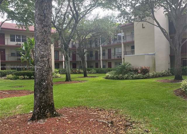 Property at 200 SW 132nd Way Unit 204L, Pembroke Pines, FL 33027, 2 beds, 1.5 baths
