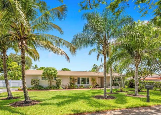 Property at 9841 SW 122nd St, Miami, FL 33176, 4 beds, 3 baths