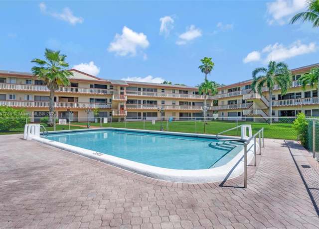 Property at 5300 Washington St Unit C111, Hollywood, FL 33021, 2 beds, 2 baths