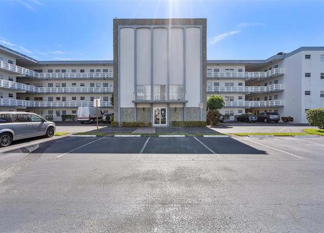 Property at 4050 NW 42nd Ave #318, Fort Lauderdale, FL 33319, 2 beds, 2 baths