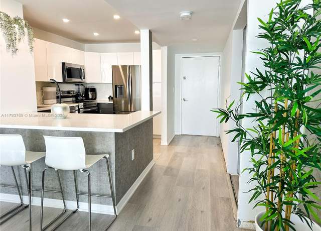 Property at 3731 N Country Club Dr #2228, Aventura, FL 33180, 2 beds, 2 baths