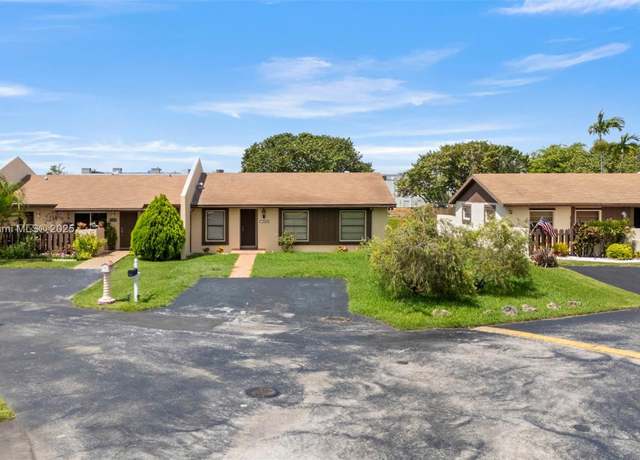 Property at 12206 SW 111th Ln, Miami, FL 33186, 3 beds, 2 baths