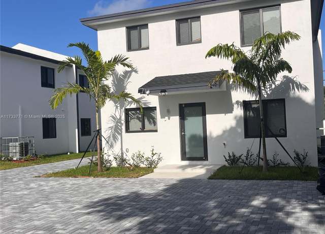 Property at 21226-21230 SW 119th Ave, Miami, FL 33177, 12 beds, 8 baths