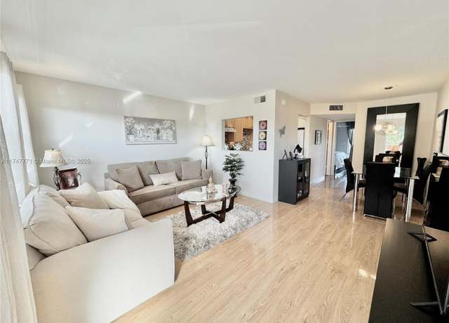 Property at 9021 Sunrise Lakes Blvd #205, Sunrise, FL 33322, 1 bed, 1 bath