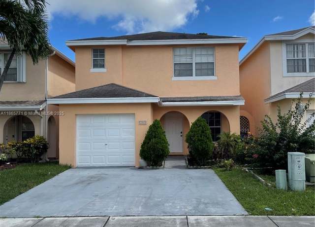 Property at 4030 Eastridge Cir, Deerfield Beach, FL 33064, 3 beds, 2.5 baths