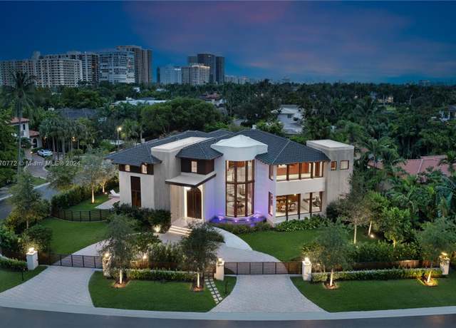 Property at 100 Biscay Dr, Bal Harbour, FL 33154, 6 beds, 6.5 baths