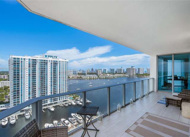 Property at 17111 Biscayne Blvd #2001, North Miami Beach, FL 33160, 2 beds, 2.5 baths